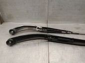 Recambio de brazo limpia delantero derecho para ssangyong xlv suv e-xgi 160 referencia OEM IAM DY16J22LDH  