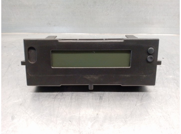 Replacement multifunction display for Renault Megane II Saloon 3d 1.5 dCi diesel OEM IAM reference 8200290542C 