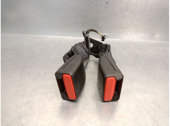 Recambio de enganche cinturon trasero izquierdo para dacia duster (hm_) 1.0 tce 90 referencia OEM IAM 888436028R 