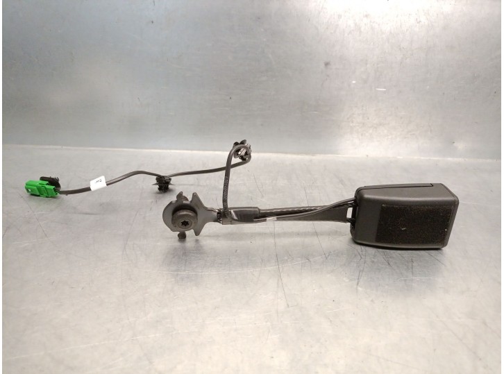 Recambio de enganche cinturon para dacia duster (hm_) 1.0 tce 90 referencia OEM IAM 868423021R  