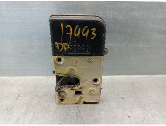 Recambio de cerradura puerta delantera derecha para peugeot expert kombi 2.0 hdi (dw10bted) referencia OEM IAM 9136K2 CLEMA CIEG