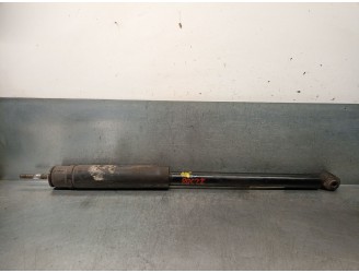 Recambio de amortiguador trasero izquierdo para honda civic viii hatchback (fn, fk) 1.8 (fn1, fk2) referencia OEM IAM 52610SMGB0