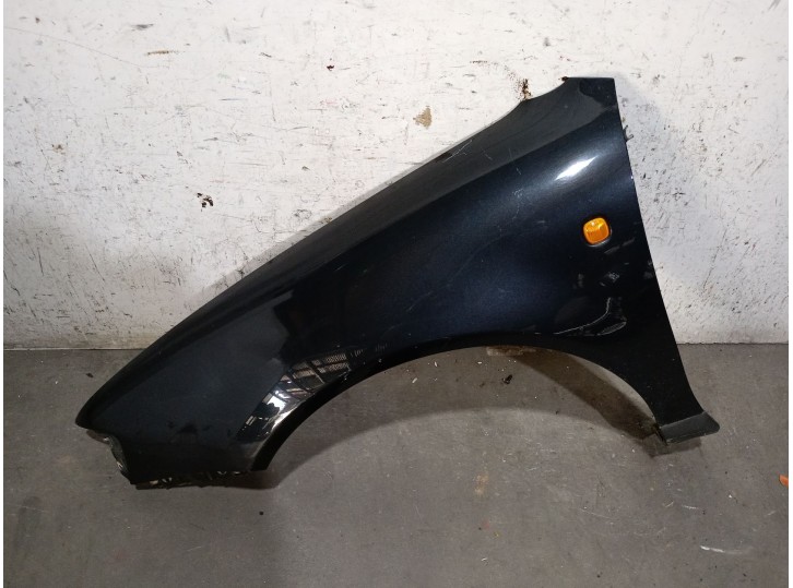 Recambio de aleta delantera izquierda para audi a3 (8l1) 1.8 t referencia OEM IAM 8L0821105 8L0821105 