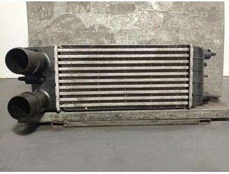 Replacement intercooler for Citroën C5 III (RD_) 1.6 HDi 110 OEM IAM reference P9684946380 0384P5 M144207C VALEO