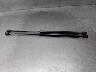 Replacement trunk/tailgate dampers for Jeep Compass 2.0 CRD CAT OEM IAM reference 009532 