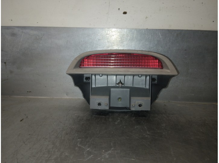 Recambio de luz central de freno para kia rio i hatchback (dc) 1.3 referencia OEM IAM 0K34W51580 