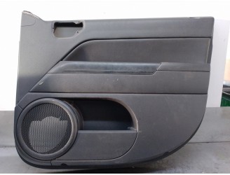 Recambio de guarnecido puerta delantera derecha para jeep compass 2.0 crd cat referencia OEM IAM 1MB101DVAA 5 PUERTAS