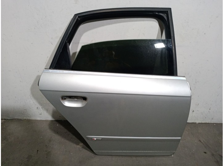 Recambio de puerta trasera derecha para audi a4 berlina (8ec) 2.0 tdi referencia OEM IAM 8E0833052J 8E0833052J 
