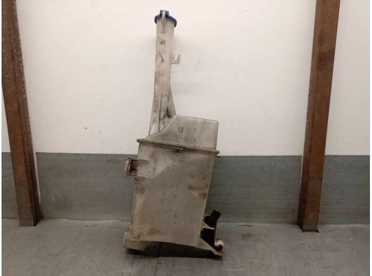 Recambio de deposito limpia para ssangyong xlv suv e-xgi 160 referencia OEM IAM 7841035001  