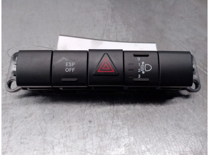 Recambio de warning para jeep compass 2.0 crd cat referencia OEM IAM P68044100AA 68044100AA 