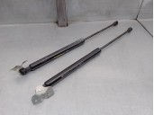 Replacement tailgate / boot struts for Renault Captur 1.5 dCi Diesel FAP Energy OEM IAM reference 844301324R 
