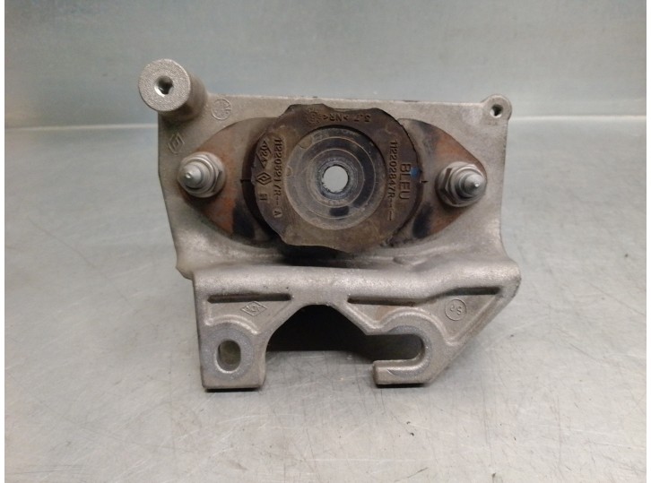 Recambio de soporte cambio para renault captur 1.5 dci diesel fap energy referencia OEM IAM 112205217R  