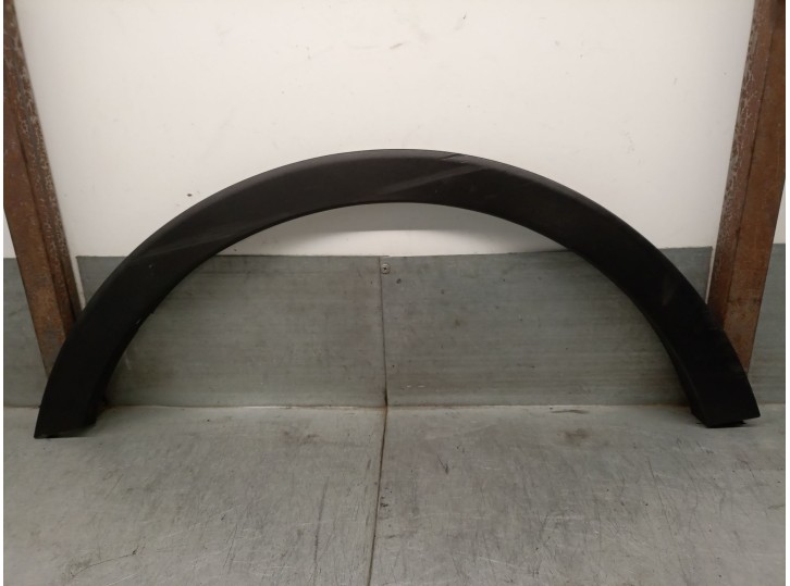 Recambio de aletin trasero derecho para ssangyong xlv suv e-xgi 160 referencia OEM IAM 7954035000  