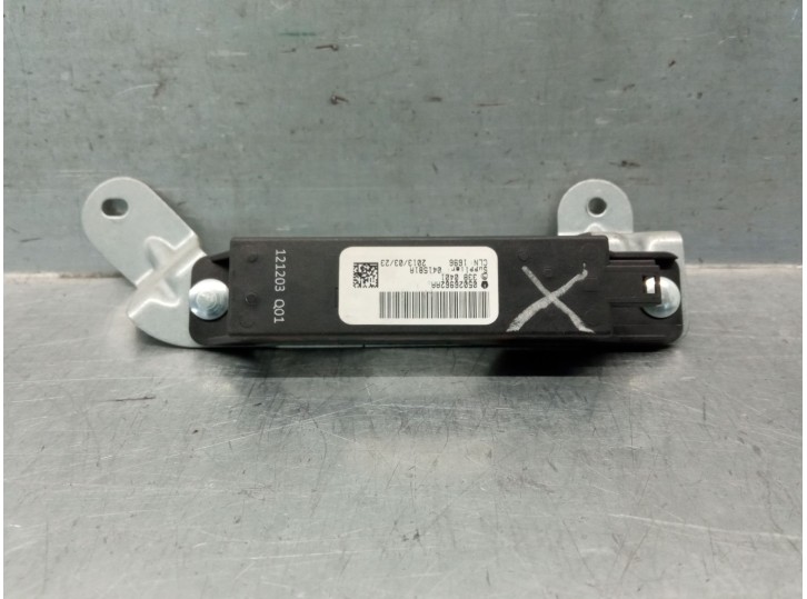 Recambio de antena para lancia voyager monospace (404_) 2.8 crd (rt, 53) referencia OEM IAM 05026962AA 041581A 3380401