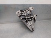 Replacement engine mount for Volkswagen T5 Transporter/Van 2.5 TDI OEM IAM reference 7H0399151H 