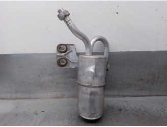 Recambio de filtro deshidratador para jeep compass 2.0 crd cat referencia OEM IAM 05058261AG 