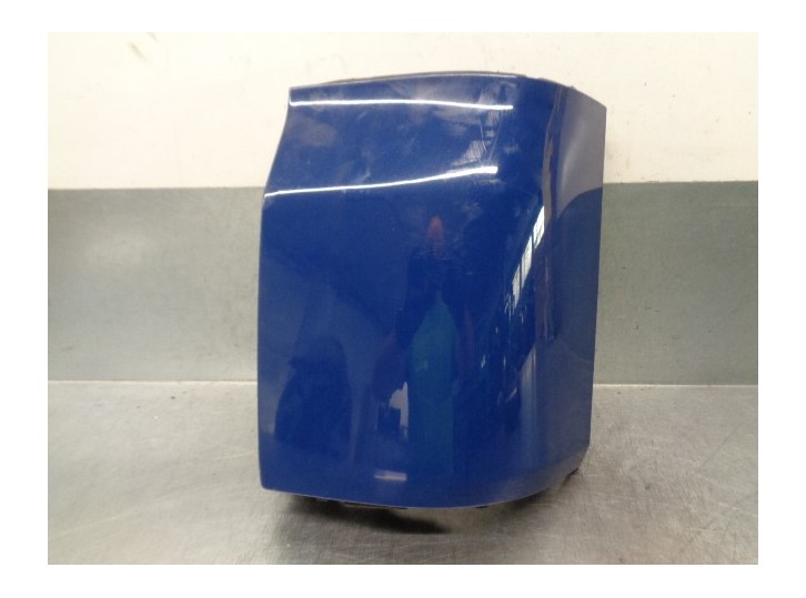 Recambio de molduras traseras para volkswagen t5 transporter/furgoneta 2.5 tdi referencia OEM IAM 7H0807322R 