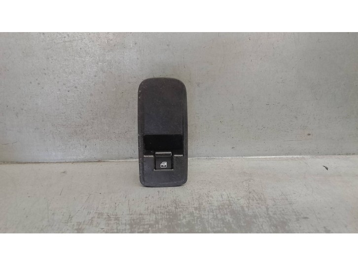 Recambio de mando elevalunas delantero derecho para alfa romeo mito (145) 1.3 jtd cat referencia OEM IAM 156085172  