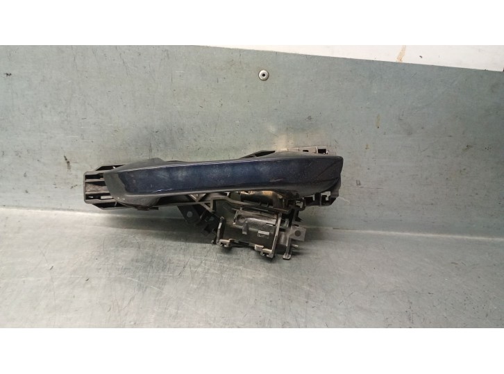 Replacement rear left exterior door handle for Cupra Formentor (KM7, KMP) 1.5 TSI OEM IAM reference 5FB837205 5FB837205 