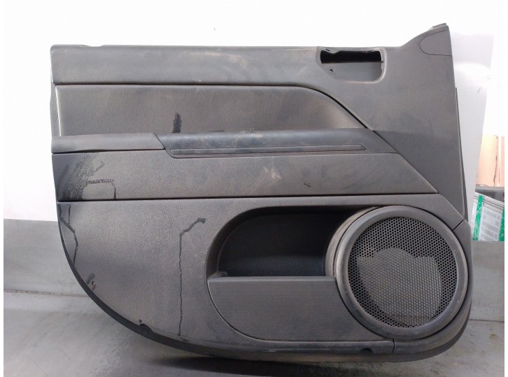 Recambio de guarnecido puerta delantera izquierda para jeep compass 2.0 crd cat referencia OEM IAM 1MB111DVAA 5 PUERTAS