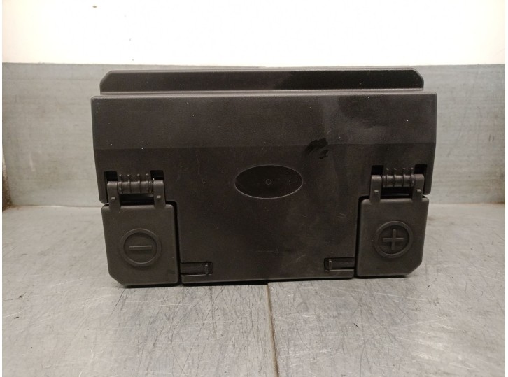 Replacement trim for SsangYong XLV SUV e-XGi 160 OEM IAM reference 2684035100 