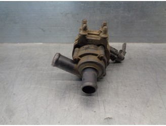 Recambio de bomba agua para volkswagen amarok (2hb) 2.0 tdi referencia OEM IAM 7H0965561A 70207414 PIERBURG
