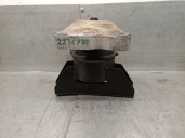Replacement right engine mount for SsangYong XLV SUV e-XGi 160 OEM IAM reference 2072535000 