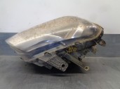 Replacement right headlight for Volkswagen Amarok (2HB) 2.0 TDi OEM IAM reference 2H1941016H ARTEB 4 DOORS