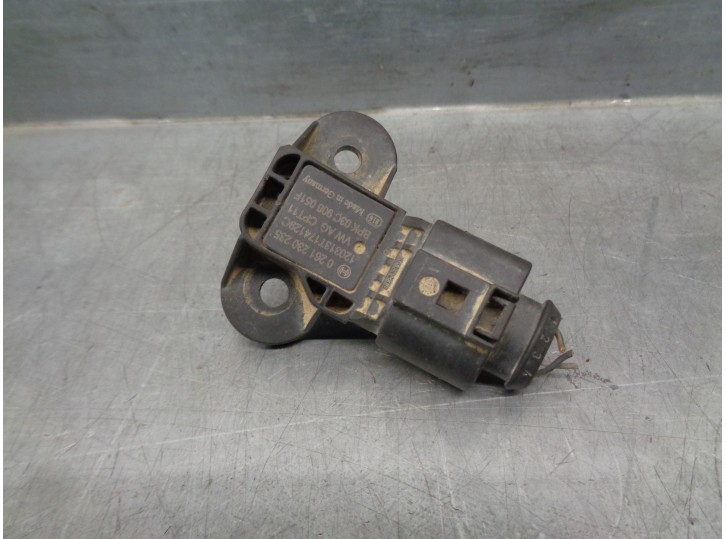 Recambio de sensor presion para volkswagen amarok (2hb) 2.0 tdi referencia OEM IAM 03C906051F 0261230235 BOSCH