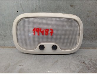 Recambio de luz interior para jeep compass 2.0 crd cat referencia OEM IAM 1AN73TRMC1  