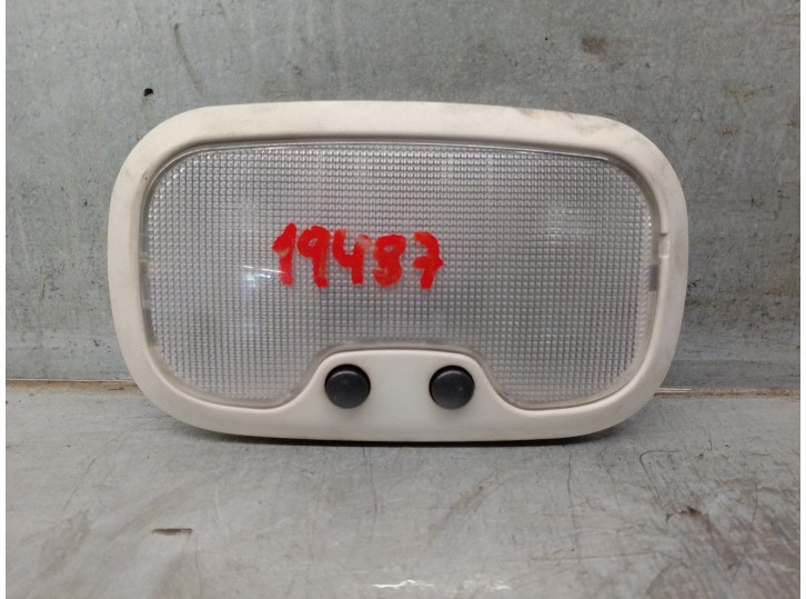 Recambio de luz interior para jeep compass 2.0 crd cat referencia OEM IAM 1AN73TRMC1  