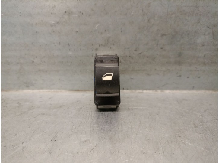 Recambio de mando elevalunas delantero derecho para citroën c4 cactus 1.5 bluehdi 120 referencia OEM IAM 98044803ZD  