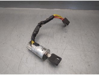 Recambio de conmutador de arranque para renault 21 berlina (b/l48) 1.8 referencia OEM IAM 7700765533  