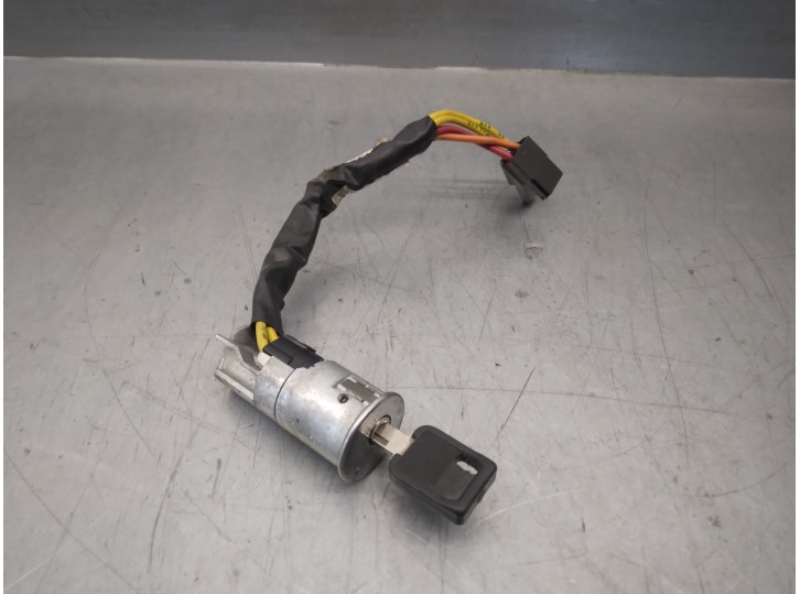 Recambio de conmutador de arranque para renault 21 berlina (b/l48) 1.8 referencia OEM IAM 7700765533  