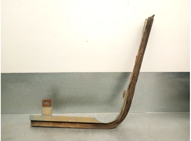 Recambio de moldura para talbot solara 1.6 referencia OEM IAM 6J2  