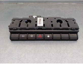 Recambio de warning para renault captur ii referencia OEM IAM 283E87996R 