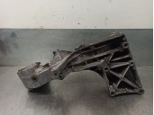 Recambio de soporte alternador para volvo s80 berlina 2.5 turbodiesel referencia OEM IAM 074145169K  
