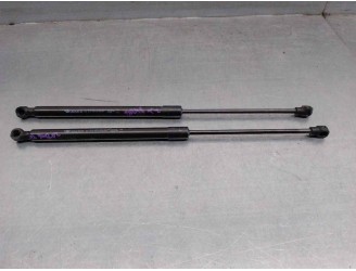 Replacement trunk / tailgate struts for Renault Captur II OEM IAM reference 904507649R 