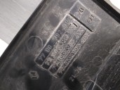 Recambio de piloto trasero central para renault 21 berlina (b/l48) 1.8 referencia OEM IAM 7700792915 