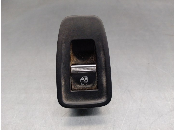 Recambio de mando elevalunas delantero derecho para renault captur ii referencia OEM IAM 254019868R  