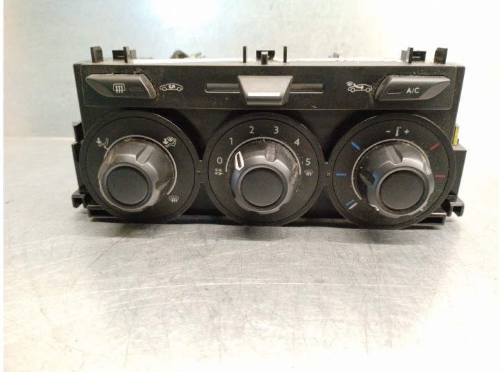 Recambio de mando calefaccion / aire acondicionado para citroën c3 ii referencia OEM IAM X8034003 9675400280 BEHR