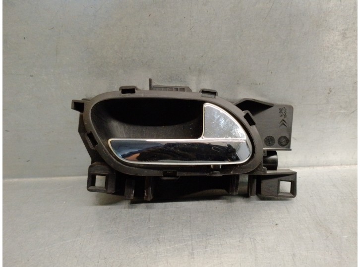 Recambio de maneta interior delantera derecha para citroën c3 ii referencia OEM IAM 9683446577 9683446077 5 PUERTAS