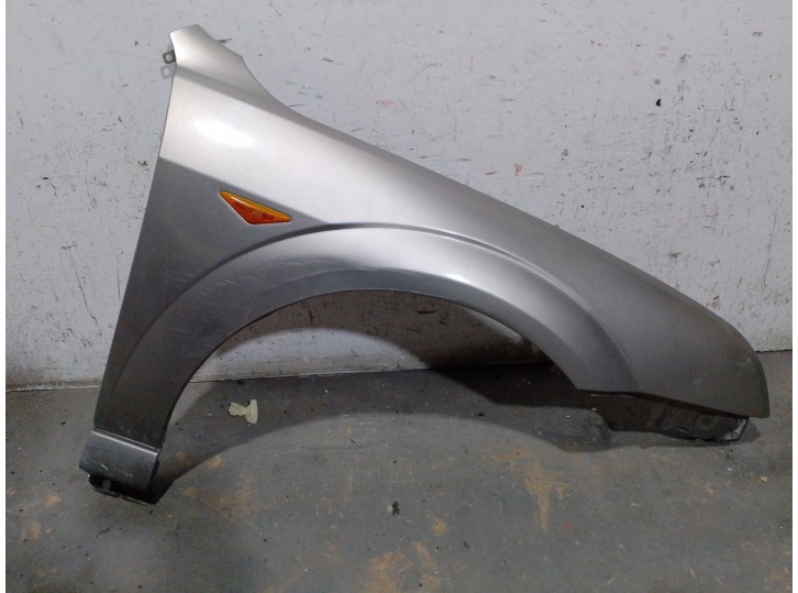 Replacement front right fender for Ford Mondeo III estate (BWY) 2.0 TDCi OEM IAM reference 1204738 1204738 