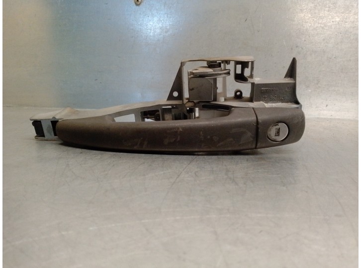 Recambio de maneta exterior delantera izquierda para citroën c3 ii referencia OEM IAM 9684560080  5 PUERTAS