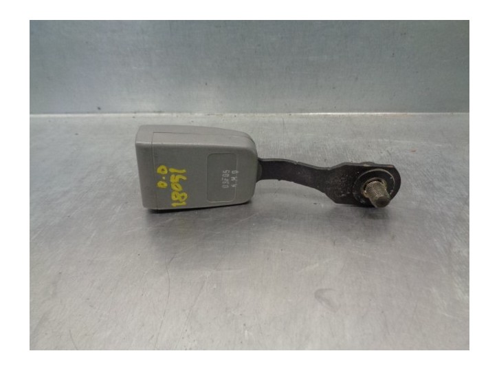 Recambio de enganche cinturon para daewoo kalos 1.4 cat referencia OEM IAM 96403606  DEL DER ,