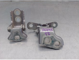 Recambio de bisagra puerta para renault captur ii referencia OEM IAM 804007083R TRASERA IZQUIERDA 