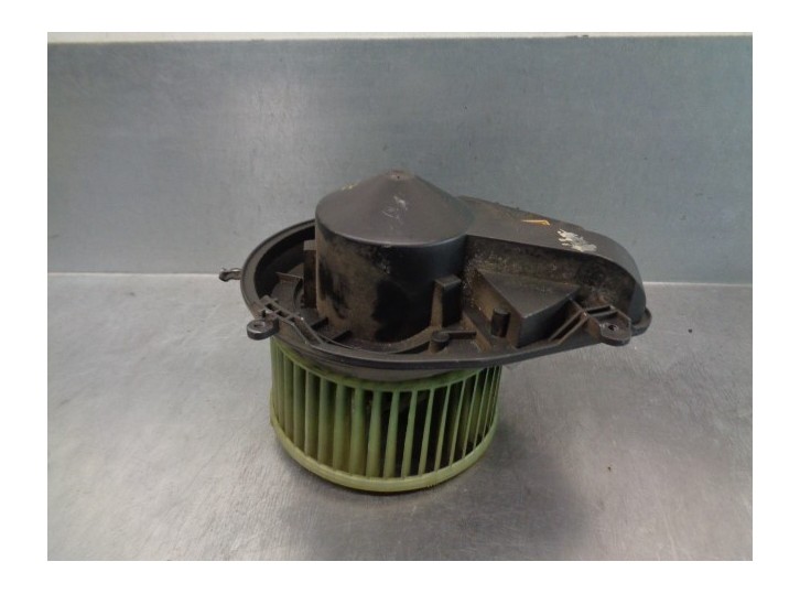 Recambio de motor calefaccion para volkswagen passat berlina (3b3) 1.9 tdi referencia OEM IAM 8D1820021 740221233F 