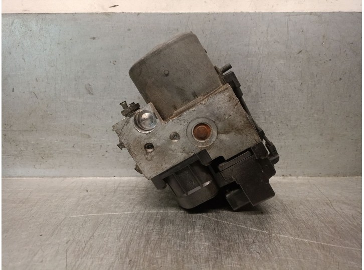 Recambio de abs para nissan primera (p11) 2.0 16v referencia OEM IAM 476608F815 476608F825 