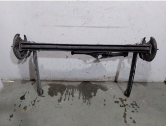 Recambio de puente trasero para nissan primera (p11) 2.0 16v referencia OEM IAM 555018F821 555018F821 