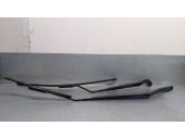 Recambio de brazo limpia delantero derecho para renault clio iv 0.9 referencia OEM IAM 288818098R  